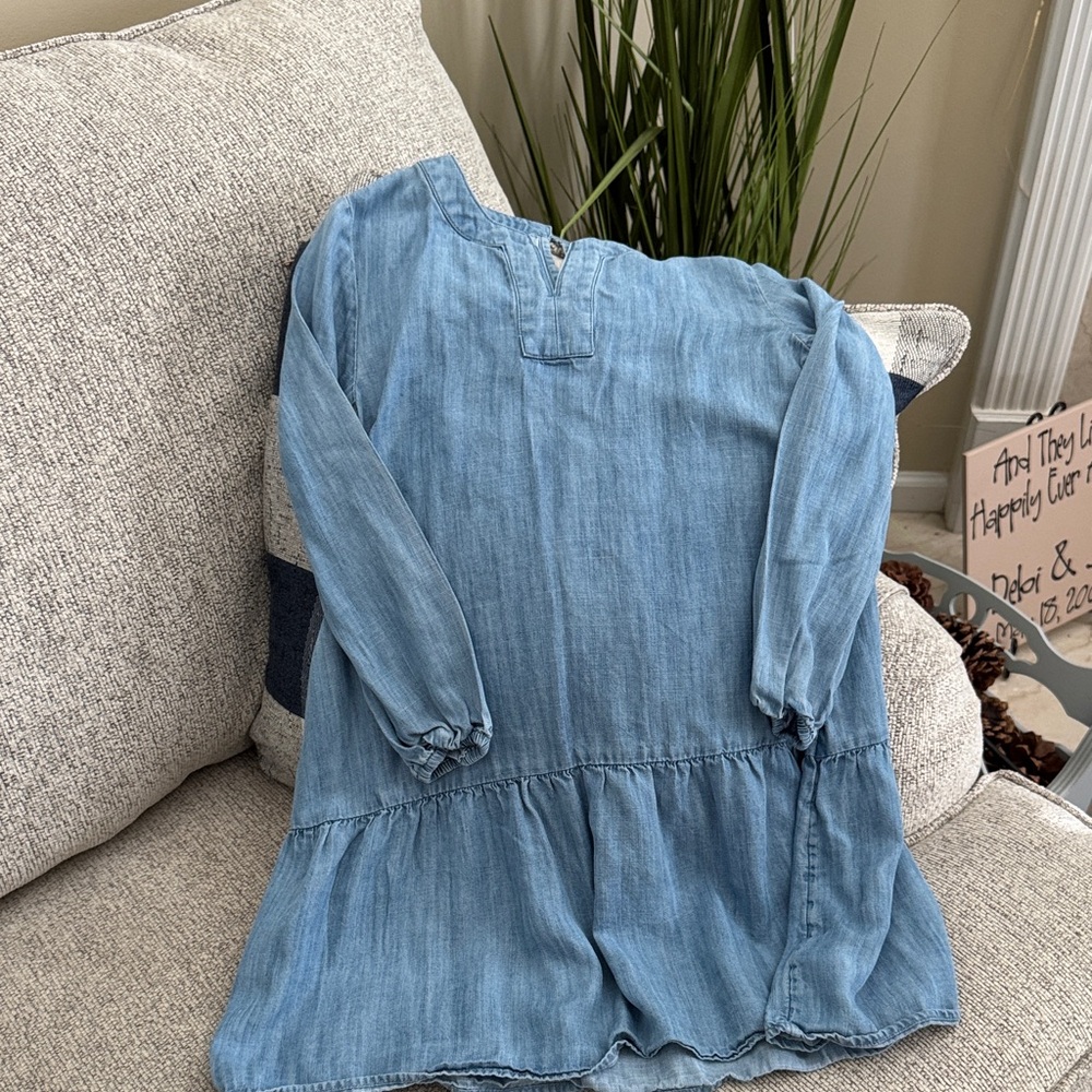 Girl’s Vineyard Vines Light Blue Chambray Tiered Dress